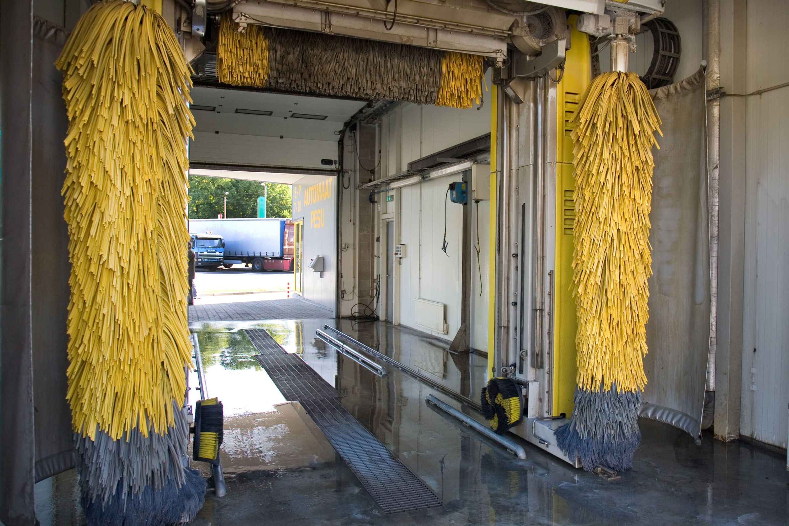 Maintaining Your Commercial Carwash’s Plumbing: The Ins and Outs